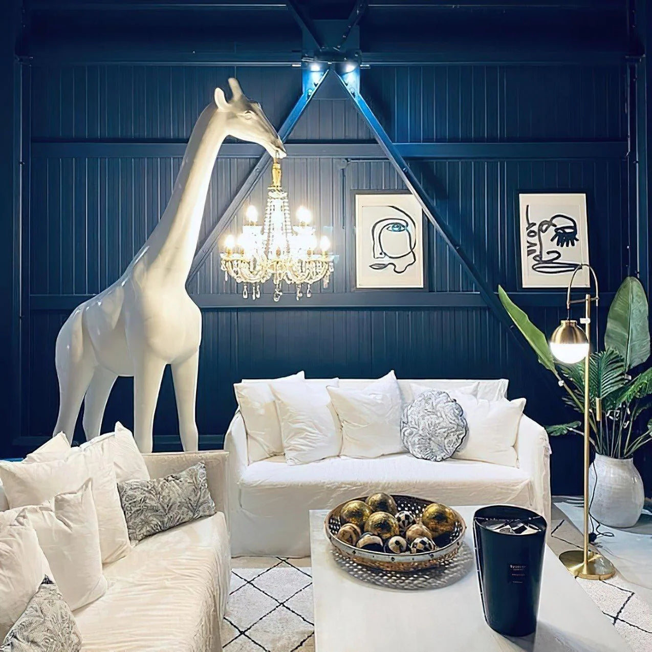 Animal Sculpture Giraffe Floor Lamp